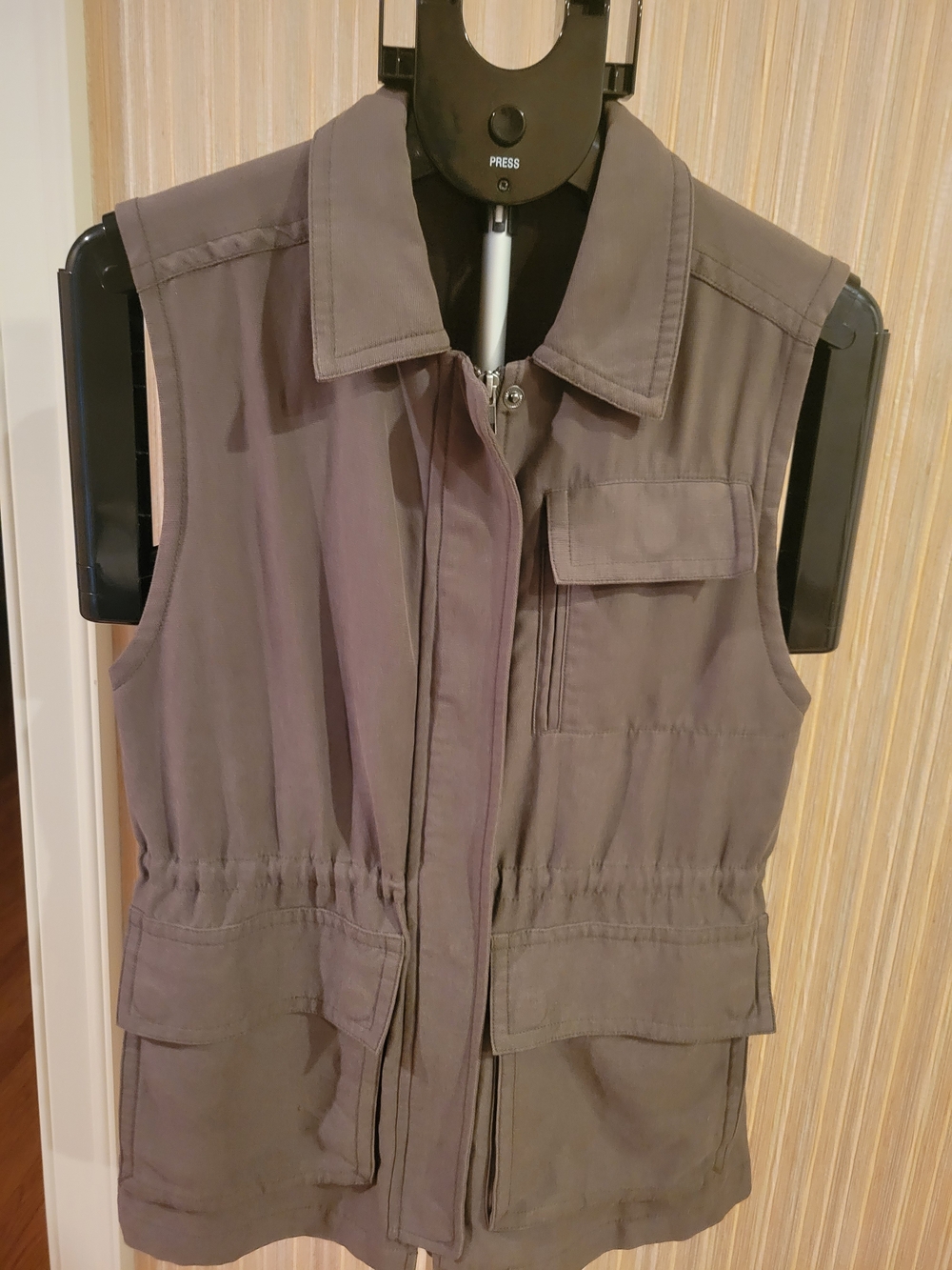 Gentle Fawn Sleeveless Utility Vest in Green Small